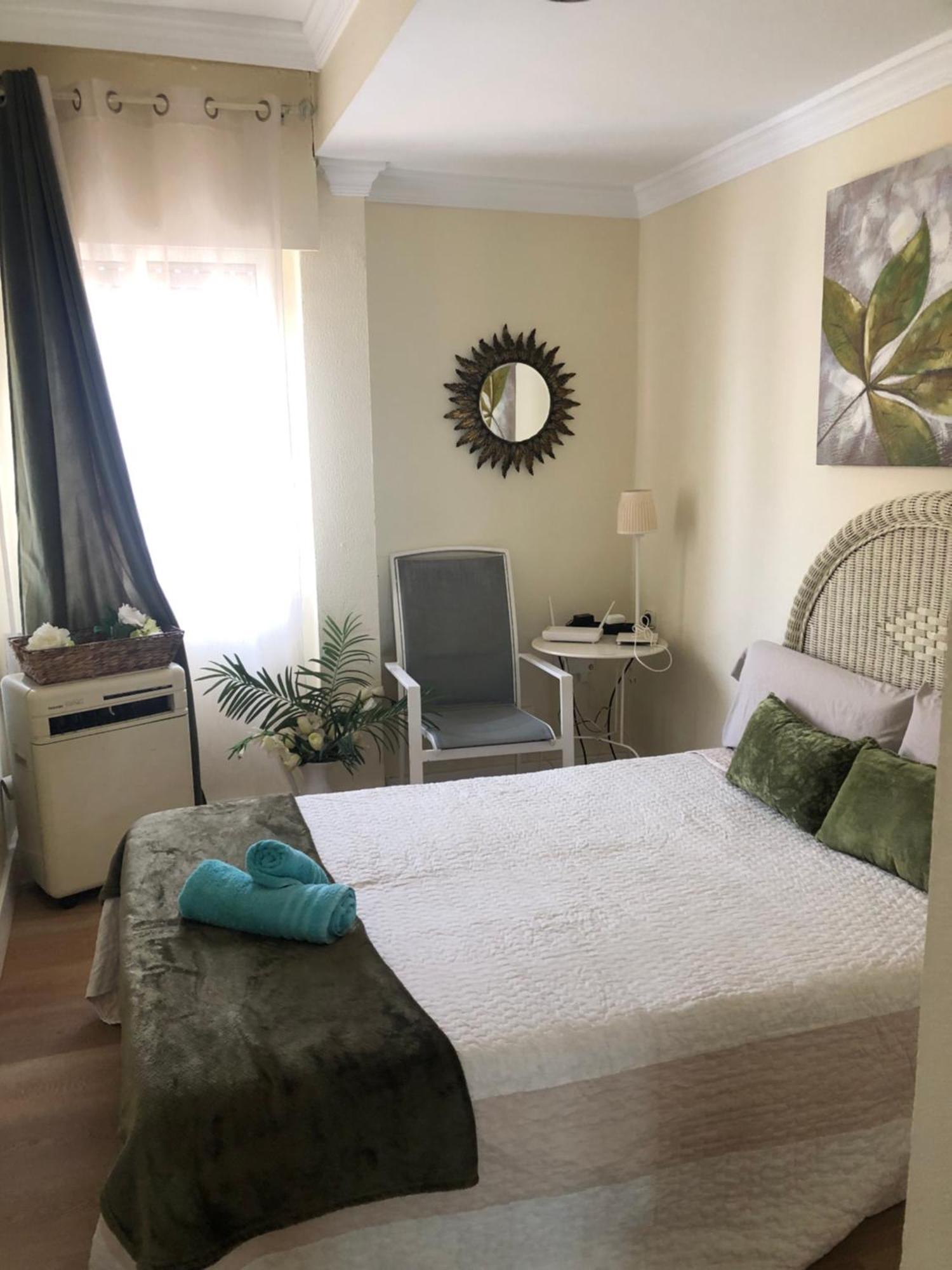 דירות Luxury Oceanfront Triplex In קדיז מראה חיצוני תמונה