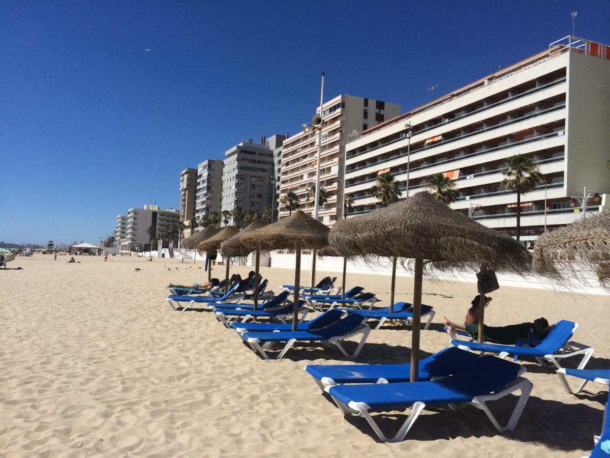 דירות Luxury Oceanfront Triplex In קדיז מראה חיצוני תמונה